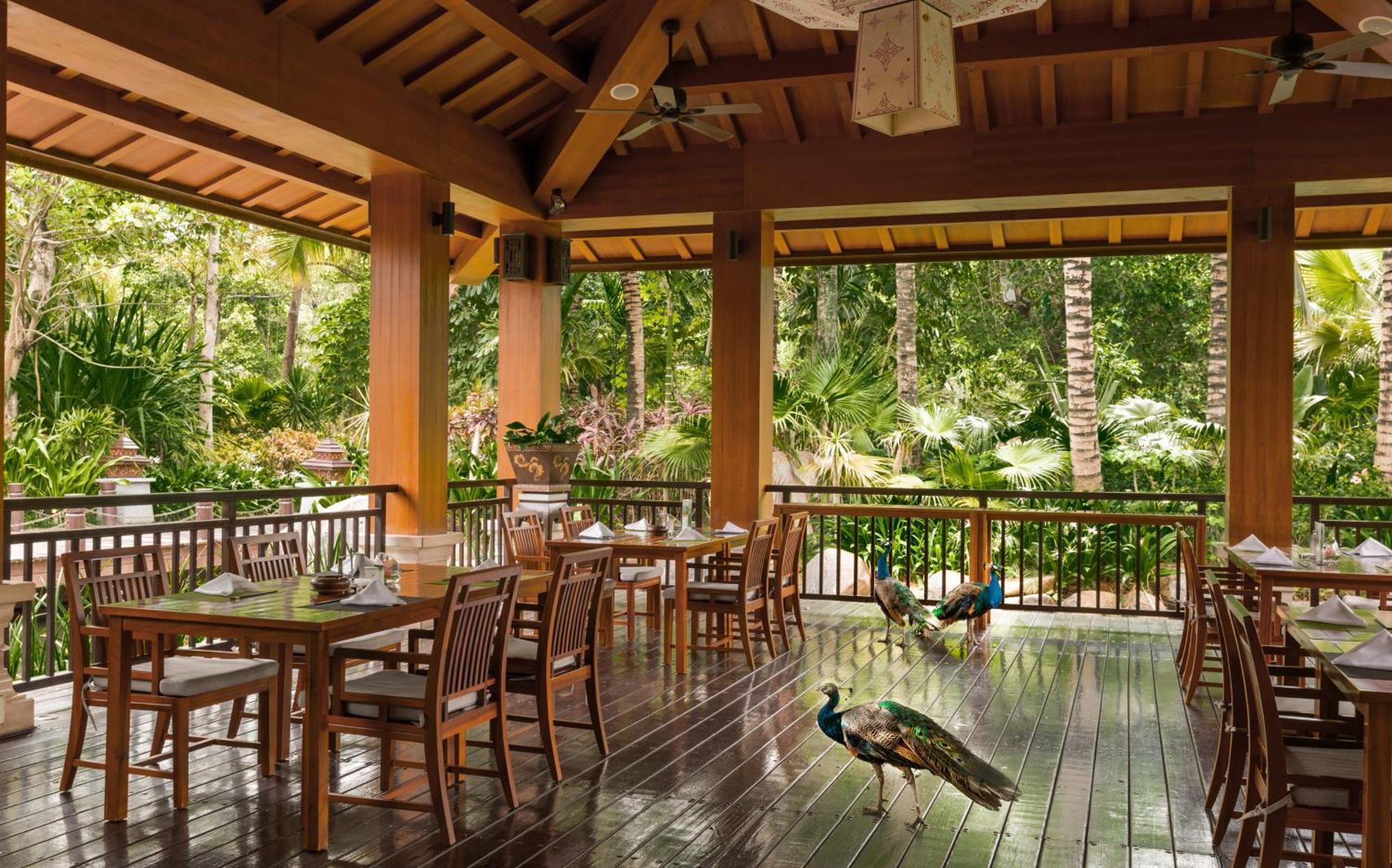 Intercontinental Xishuangbanna Resort By Ihg Цзинхун Экстерьер фото
